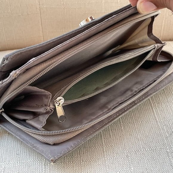 Nicole Miller Women Wallet Clutch Gray Leather Purse Card Holder Long Wallet - Picture 10 of 10